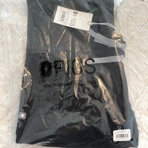 FIGS S Black Nepal slim scrub pant